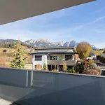 Alpin Arte بيت للعطل